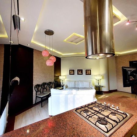 Luxurious Boutique One Bed Apartment In Bahria Town Равалпинди Екстериор снимка